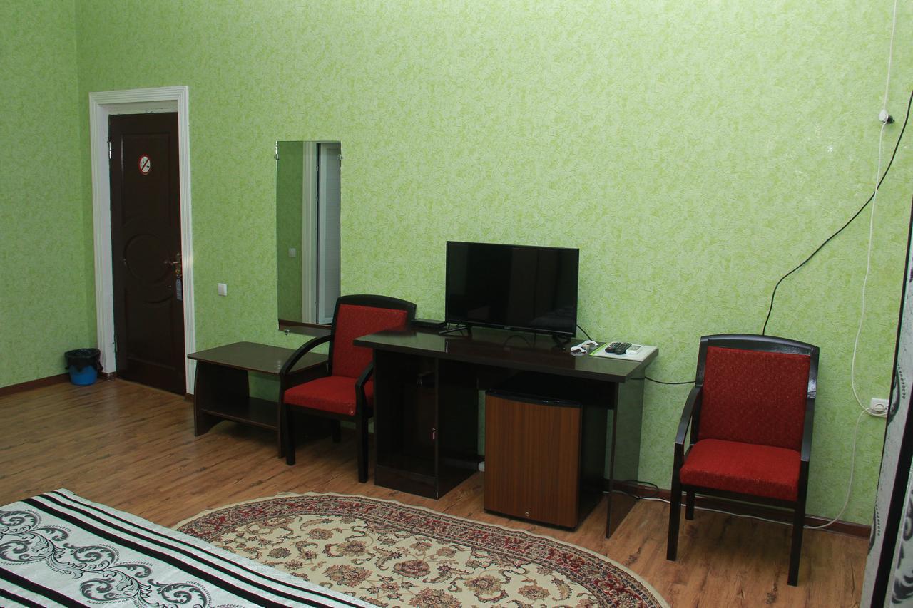 Ratmina Hotel Nukus Luaran gambar