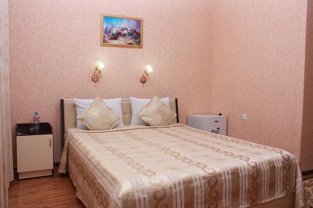 Ratmina Hotel Nukus Luaran gambar